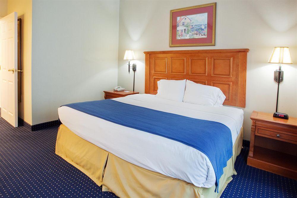 Savannah Gateway Hotel & Suites Chambre photo